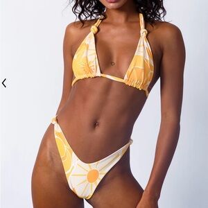 SOLD 🌞Skatie Bikini set in Soleil 🌞